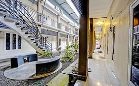 Oyo Life 92190 Arya Guest House